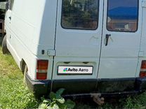 Renault Trafic 1.6 MT, 1992, 240 000 км, с пробегом, цена 125 000 руб.