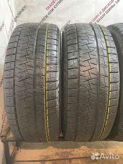 Formula Ice FR 215/60 R17 96M