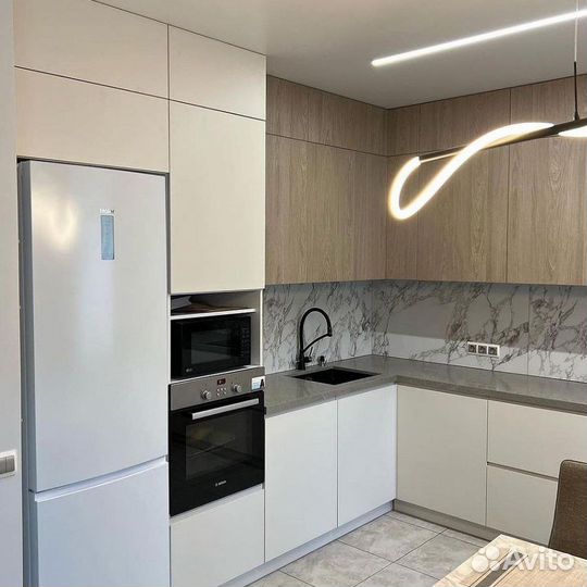 Кухня угловая современная на заказ