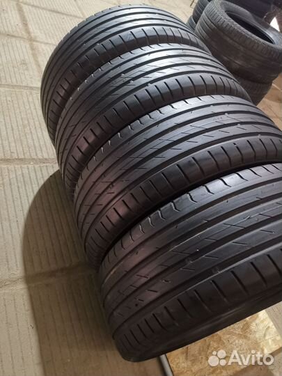 Nokian Tyres Hakka Black 225/55 R17