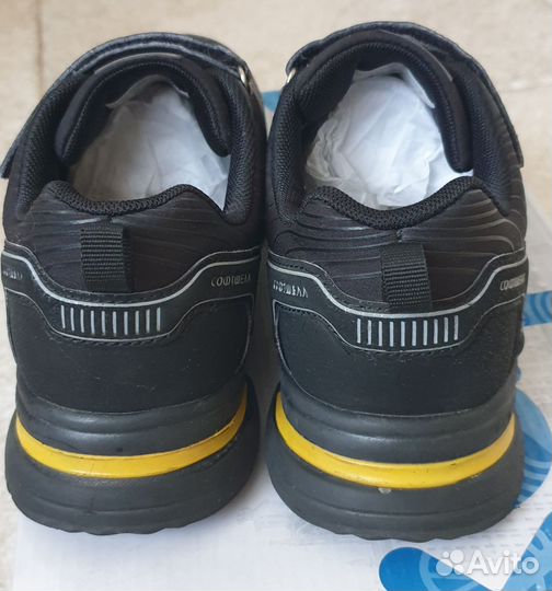 Кроссовки детские