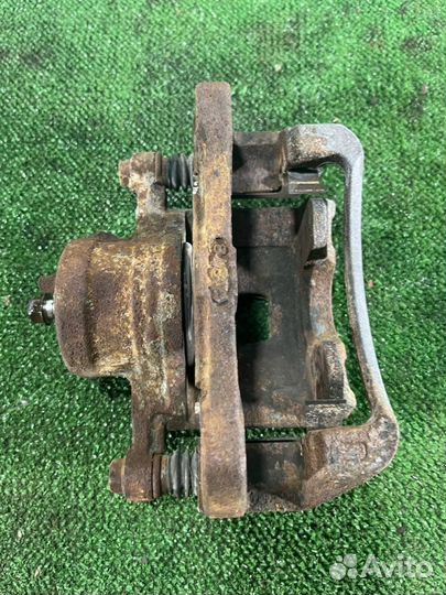 Суппорт передний правый Chevrolet Lacetti (J200) 2