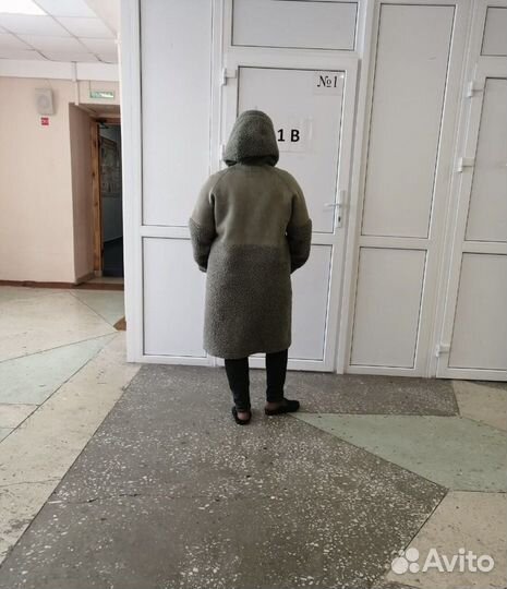 Пальто женское цвет мята