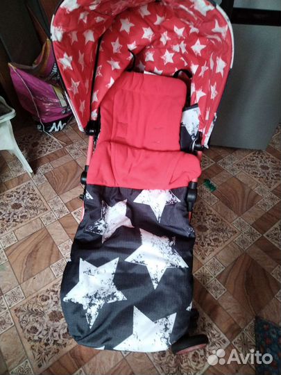 Прогулочная коляска