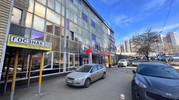 Торговая площадь, Бакалинская ул., 64 с арендаторо