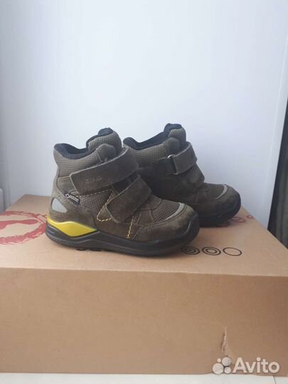 Ботинки Ecco демисезонные 23