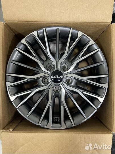 Новые оригинальные диски Kia Cerato Facelift R17