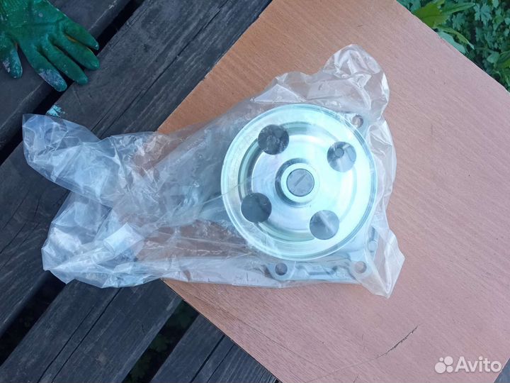 Водяной насос помпа Mazda 3 BK 1.5