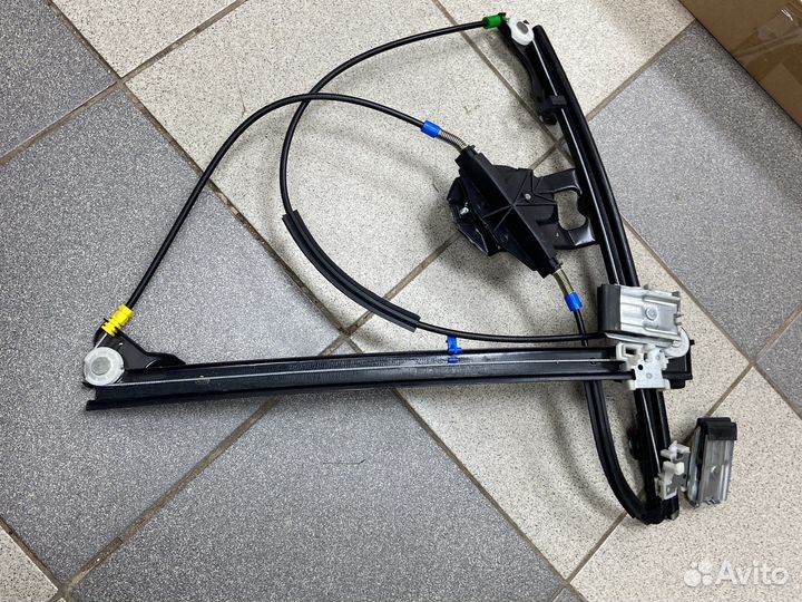 Стеклоподьемник пер-ий правый vw vento golf 3