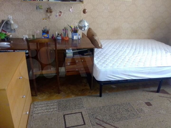 Комната 17 м² в 3-к., 2/8 эт.