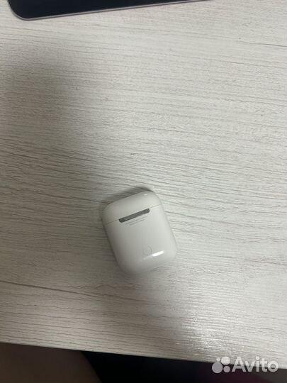 Airpods 1