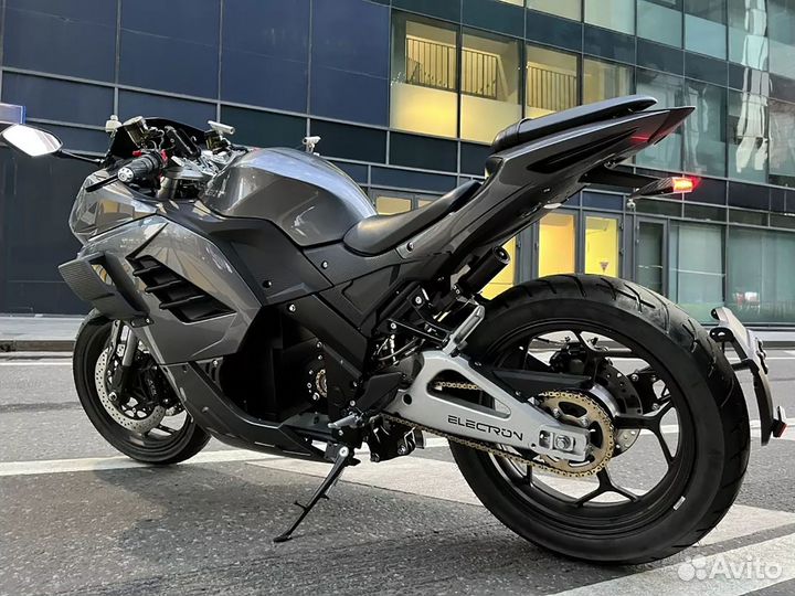 Электромотоцикл Electron Panigale S