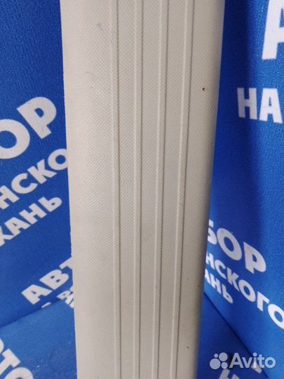 Накладка на порог. Toyota Estima минивен 2AZ-FE