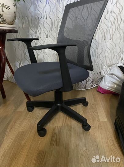 Компьютерное кресло