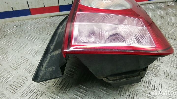 Фонарь Dacia Duster (2009-2020)