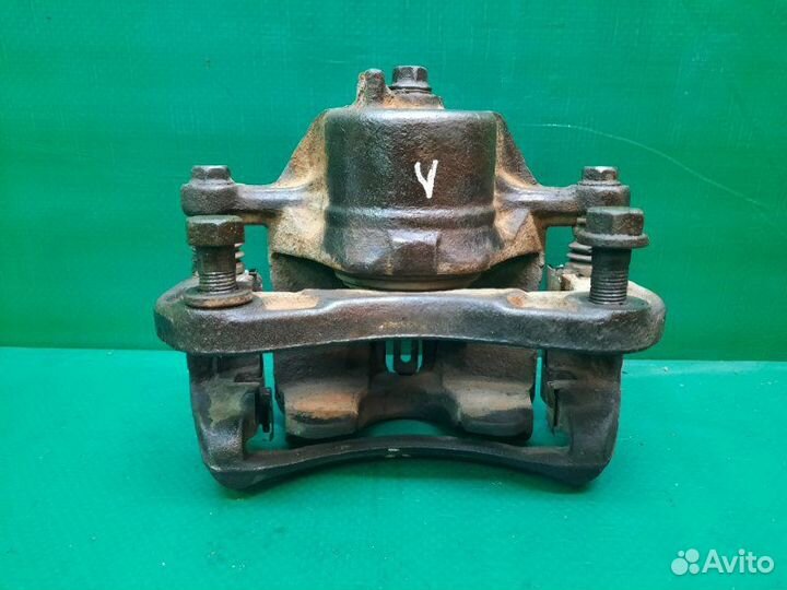 Суппорт тормозной передний левый Hyundai Elantra