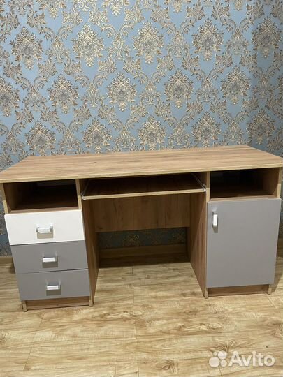 Компьютерный столик