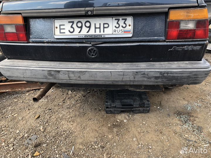 Бампер задний Volkswagen Jetta 2