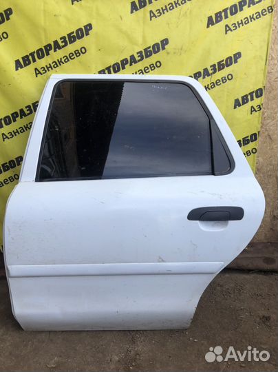 Задняя левая дверь Ford Mondeo 2