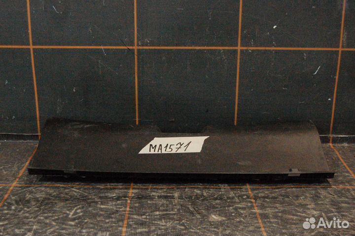 Обшивка крышки багажника - Hyundai Solaris