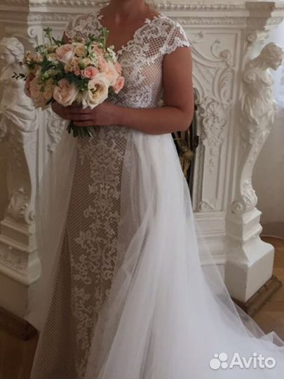 Платье свадебное