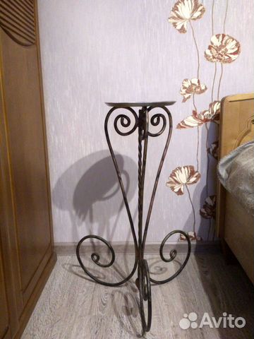 Подставка для цветов кованая
