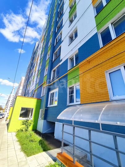 2-к. квартира, 56 м², 3/9 эт.