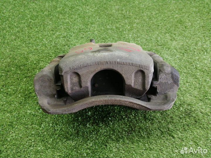 Суппорт передний правый Kia Ceed JD G4FG 2014