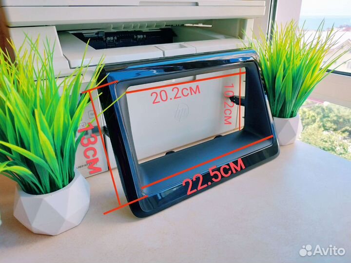 Рамка магнитафона Toyota Noah/Voxy/Esquire2014-Н.В