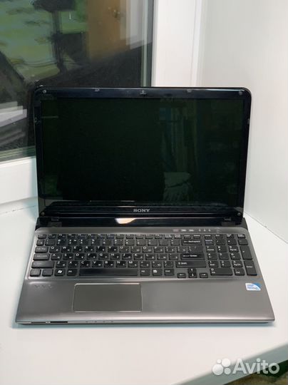 Ноутбук Sony Vaio для работы и офиса / Гарантия