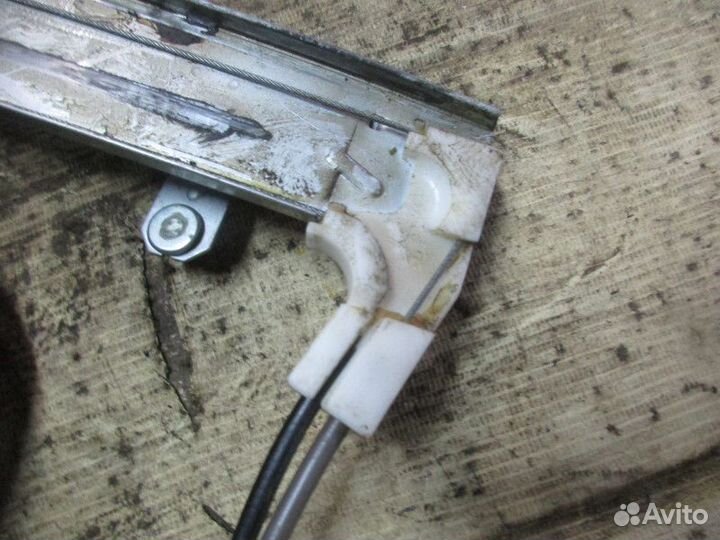 Стеклоподъемник электр. задний правый Kia Spectra