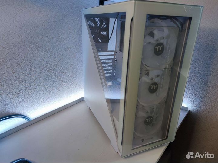 Корпус Thermaltake Divider 300 TG Snow argb