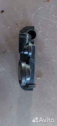 Клапан на Volkswagen Passat B6