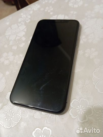 iPhone X, 64 ГБ