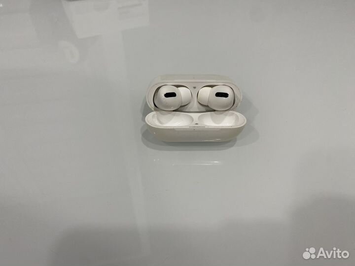 Apple airpods pro