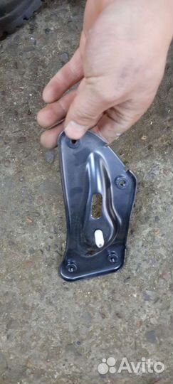 Skoda octavia a5 yeti кронштейн