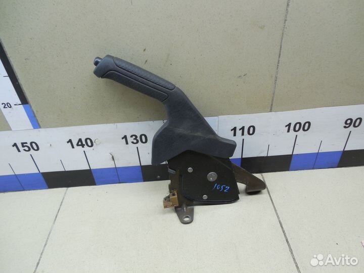 Рычаг стояночного тормоза Land Cruiser (100) 1998