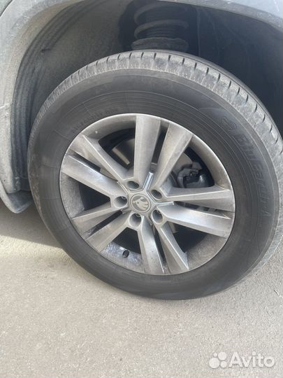 Yokohama BluEarth AE50 215/65 R17