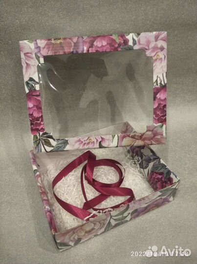 Коробка подарочная