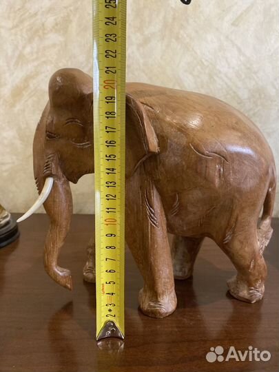 Статуэтка слон дерево