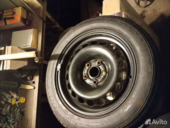 Колесо на volkswagen, фольксваген