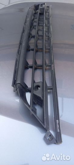 Решетка бампера volvo xc60