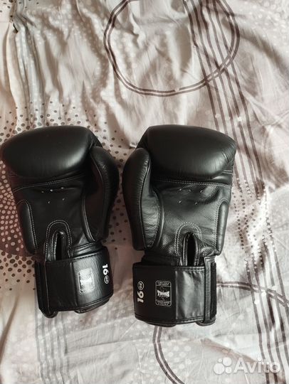 Боксерские перчатки оригинал twins 16 oz