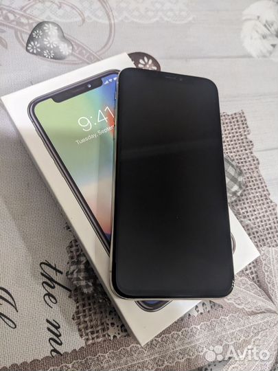 iPhone X, 256 ГБ