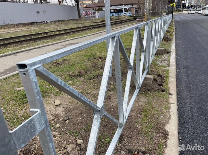 Пешеходное ограждение крест