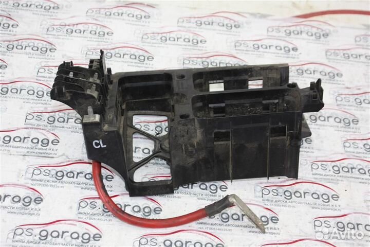 Корпус блока предохранителей Opel Astra H