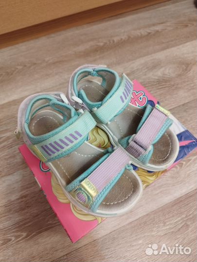 Сандалии 28