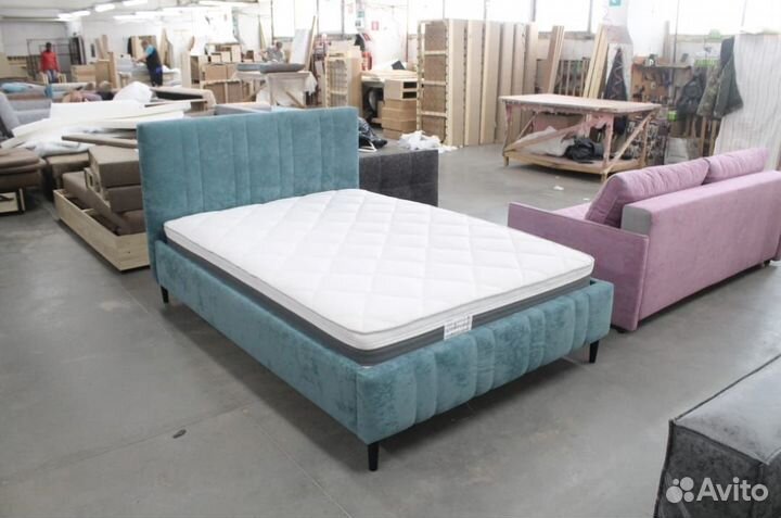 Мягкая кровать