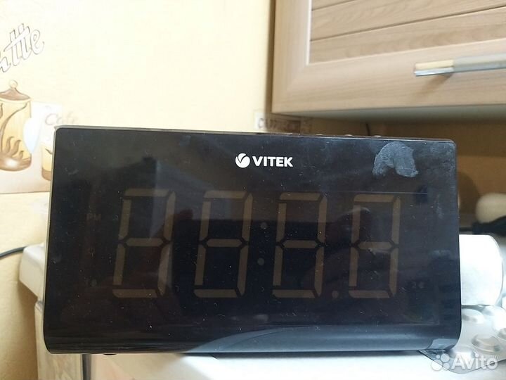 Часы с радио