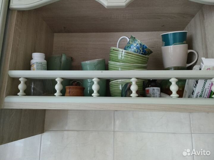 Карниз мебельный и для посуды